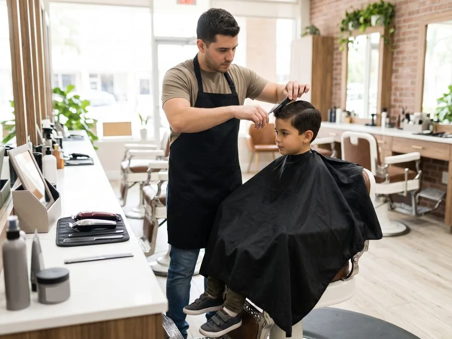 Male haircut design service at Florida Fadez