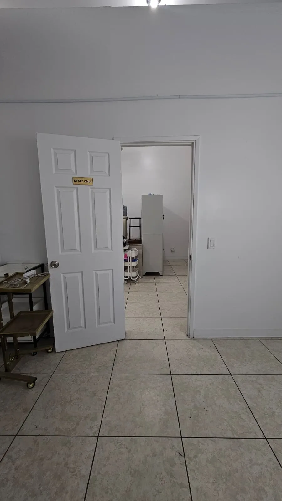 Room for rent in Westwood Village at TK Nails