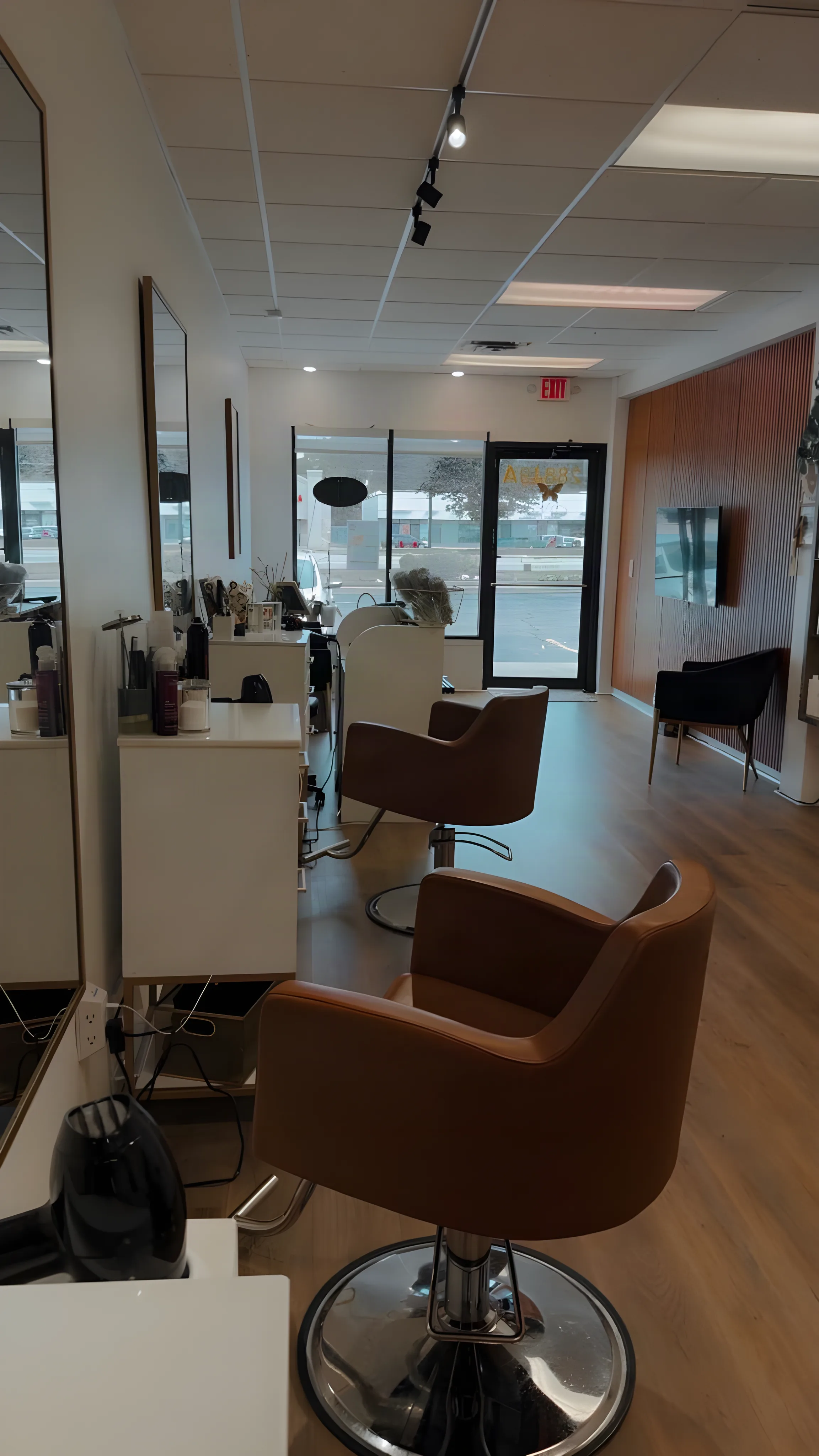 Salon Sanaa in Farmington Hills