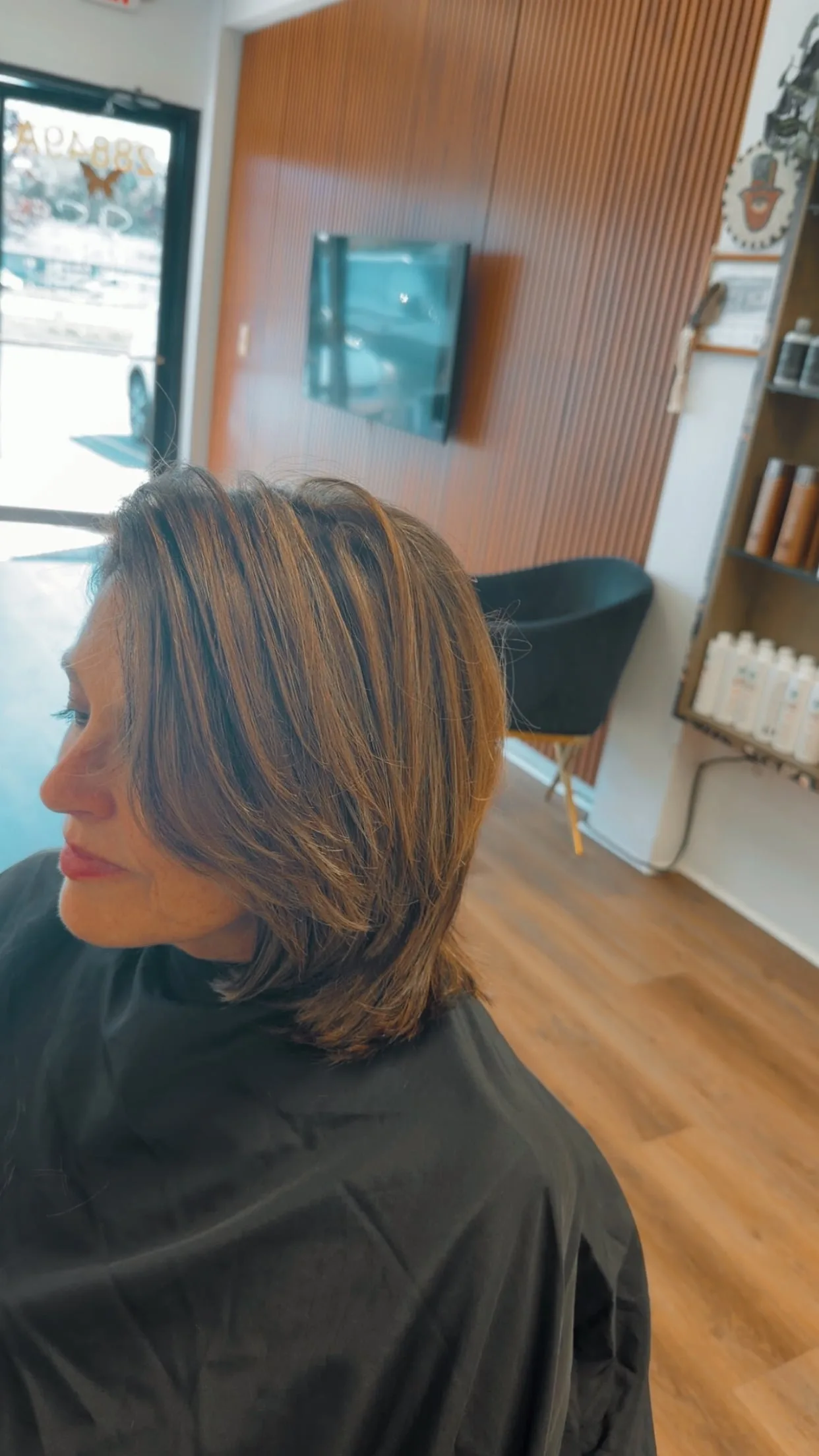 Root touch-up color result at Salon Sanaa