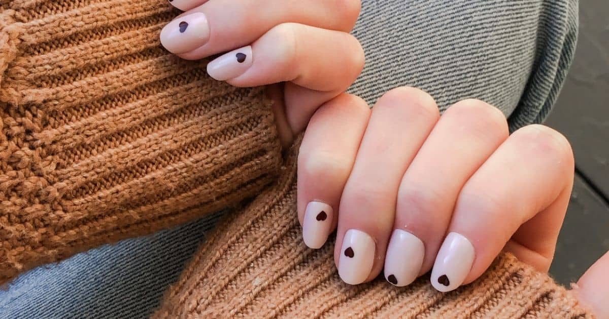 4-handed service with no polish at TK Nails in Westwood, Los Angeles